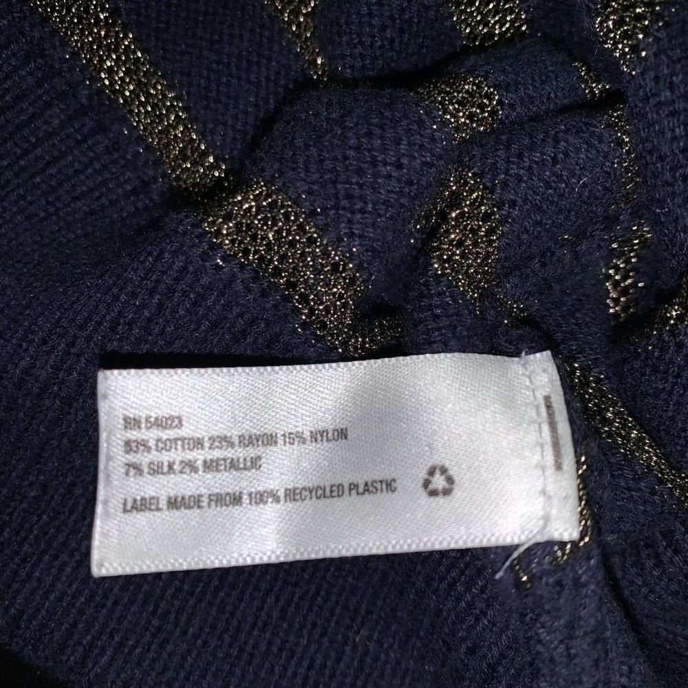 GAP sweater - Picture 7 of 7